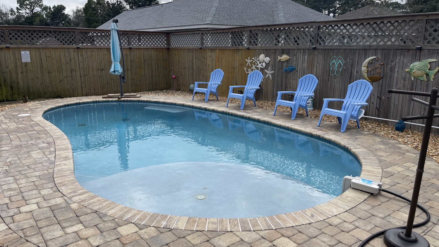 Private pool